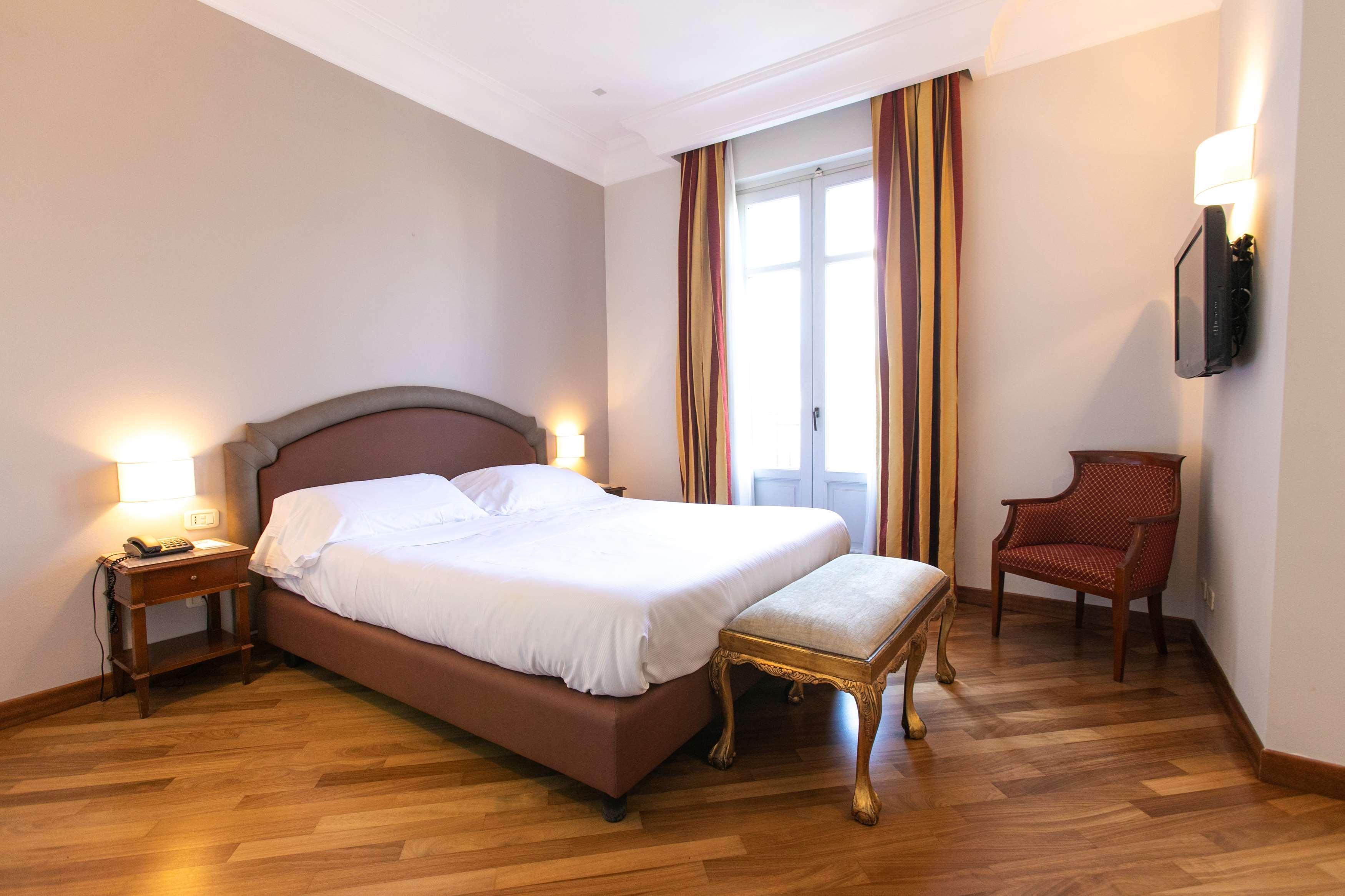Best Western Ai Cavalieri Hotel ปาแลร์โม ภายนอก รูปภาพ